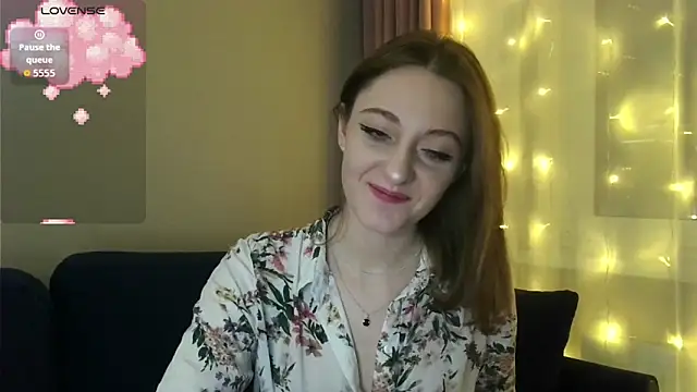 white liillyy online show from 01/05/26, 10:35