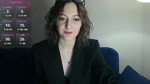 Snapshot of white_liillyy chatting on 03/08/26, 09:51 white liillyy online show from 03/08/26, 09:51