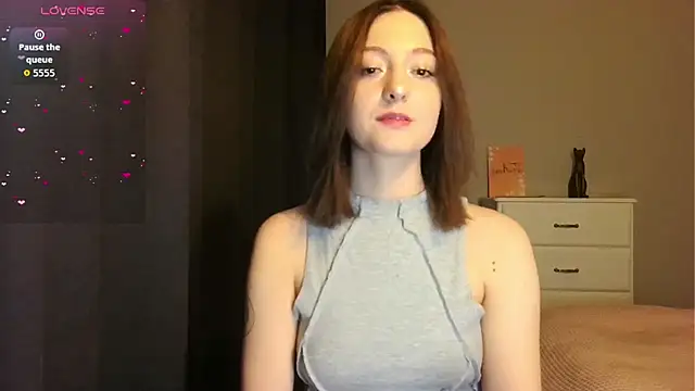 Snapshot of white_liillyy chatting on 03/19/26, 10:14 white liillyy online show from 03/19/26, 10:14