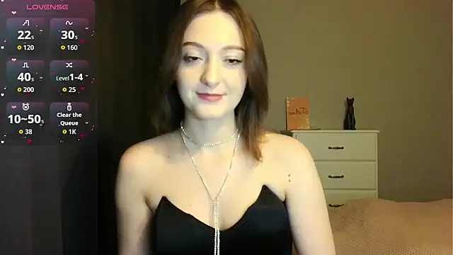 Snapshot of white_liillyy chatting on 04/03/26, 09:13 white liillyy online show from 04/03/26, 09:13