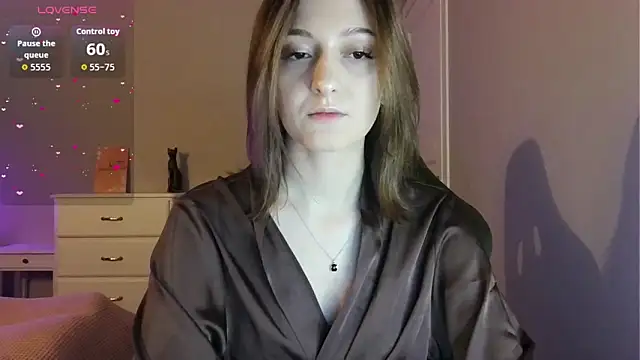 Snapshot of white_liillyy chatting on 04/07/26, 09:37 white liillyy online show from 04/07/26, 09:37