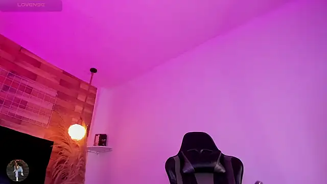 Emily brown04 online show from 03/30/26, 01:45