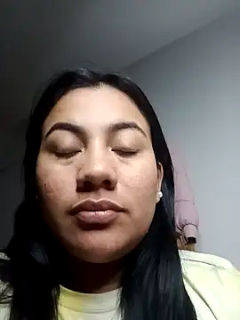 princezapim12 online show from 05/05/26, 06:32