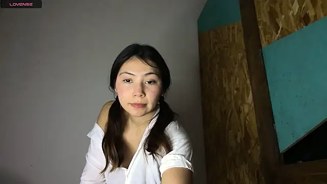 petite mary online show from 05/03/26, 08:15