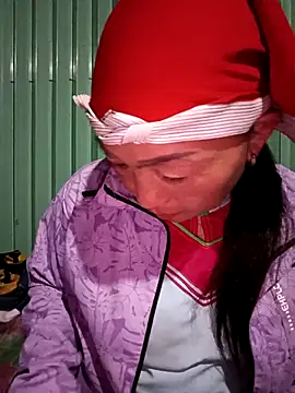 Snapshot of Exembin chatting on 09/11/25, 02:17 Exembin online show from 09/11/25, 02:17