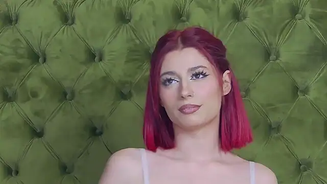 LunaHart online show from 02/08/26, 12:41