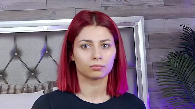 LunaHart online show from 02/26/26, 05:17