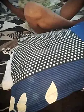 Sexey-Puja online show from 09/27/25, 05:12