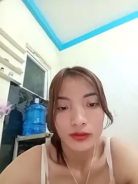 Snapshot of tdtd98 chatting on 03/08/26, 05:50 tdtd98 online show from 03/08/26, 05:50