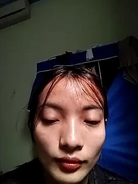 Snapshot of tdtd98 chatting on 04/07/26, 12:44 tdtd98 online show from 04/07/26, 12:44