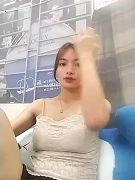 Snapshot of tdtd98 chatting on 04/10/26, 07:35 tdtd98 online show from 04/10/26, 07:35