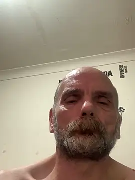 Snapshot of Pikyyx chatting on 12/20/25, 12:12 Pikyyx online show from 12/20/25, 12:12