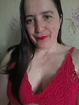 Snapshot of EvelinCutex chatting on 04/24/26, 05:54 EvelinCutex online show from 04/24/26, 05:54