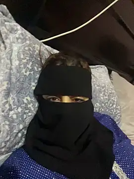 Snapshot of _Jori_ chatting on 10/05/25, 09:07 Jori online show from 10/05/25, 09:07