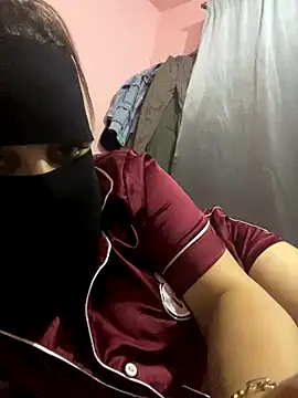 Snapshot of _Jori_ chatting on 10/07/25, 09:28 Jori online show from 10/07/25, 09:28