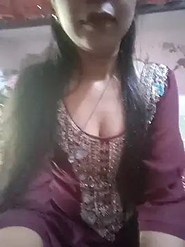 Snapshot of Paakhi-Singh chatting on 12/04/25, 05:50 Paakhi-Singh online show from 12/04/25, 05:50