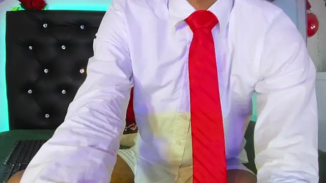 Snapshot of DEAMOL chatting on 12/02/25, 06:47 DEAMOL online show from 12/02/25, 06:47