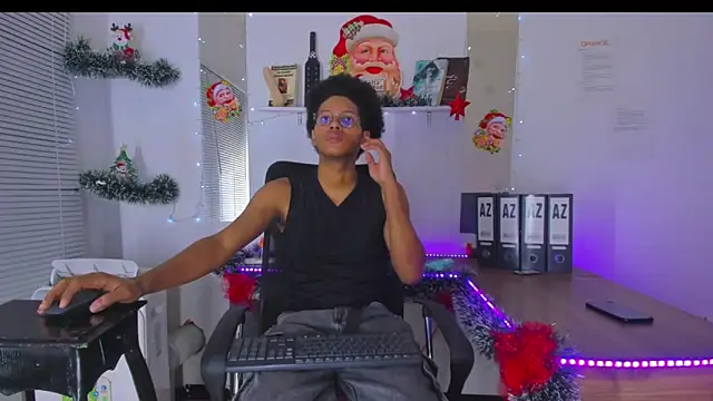 Snapshot of DEAMOL chatting on 12/16/25, 06:35 DEAMOL online show from 12/16/25, 06:35