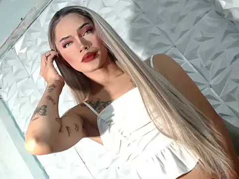 hugecockbabe online show from 02/06/26, 03:33