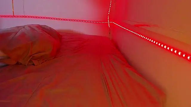 Dulce TentacionLatina online show from 10/11/25, 02:11