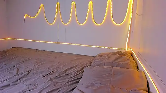 Dulce TentacionLatina online show from 10/16/25, 12:11