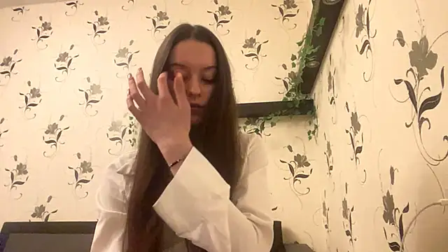 AshleyEady online show from 10/09/25, 09:13