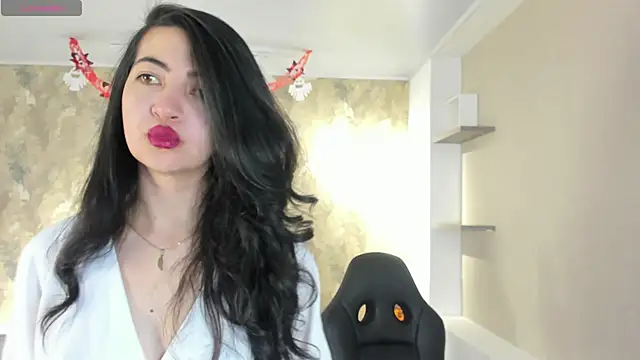 Saya Amaretto1 online show from 10/16/25, 07:15