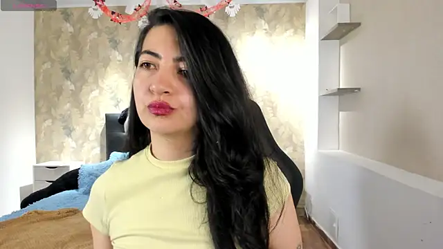 Saya Amaretto1 online show from 10/20/25, 08:09