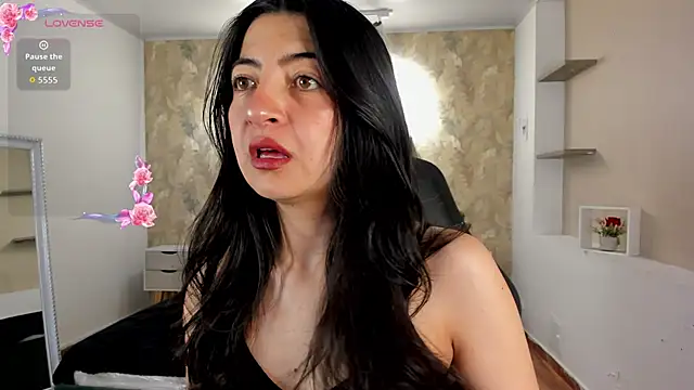 Saya Amaretto1 online show from 02/24/26, 09:13