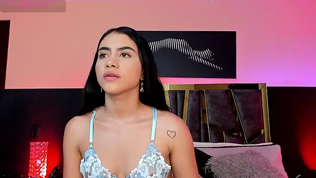 Snapshot of ScarletTorres chatting on 09/21/25, 03:02 ScarletTorres online show from 09/21/25, 03:02