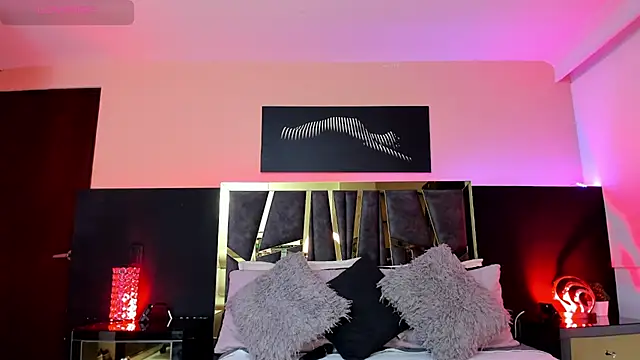 Snapshot of ScarletTorres chatting on 09/24/25, 06:22 ScarletTorres online show from 09/24/25, 06:22