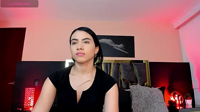 Snapshot of ScarletTorres chatting on 10/04/25, 02:59 ScarletTorres online show from 10/04/25, 02:59