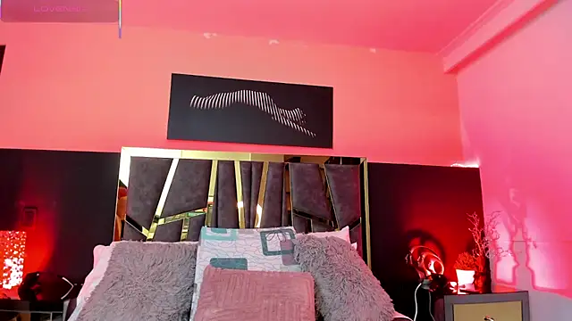 Snapshot of ScarletTorres chatting on 11/07/25, 06:52 ScarletTorres online show from 11/07/25, 06:52