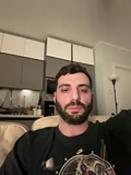 Snapshot of Simon-xx chatting on 03/13/26, 08:15 Simon-xx online show from 03/13/26, 08:15