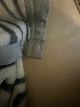 Snapshot of Simon-xx chatting on 04/18/26, 01:53 Simon-xx online show from 04/18/26, 01:53