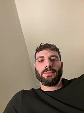 Snapshot of Simon-xx chatting on 04/24/26, 06:54 Simon-xx online show from 04/24/26, 06:54