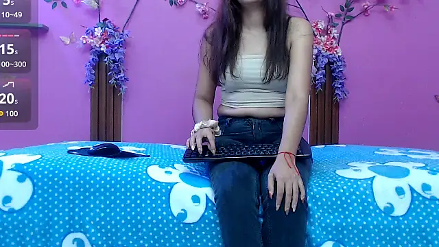 skinnybarbie022 online show from 07/04/26, 01:34