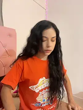 samanthadeluxe1 online show from 10/04/25, 10:52