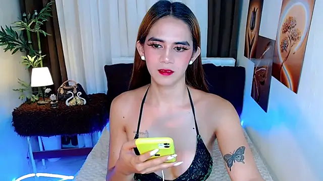 Snapshot of xPrecuioseChesca chatting on 06/14/26, 01:58 xPrecuioseChesca online show from 06/14/26, 01:58