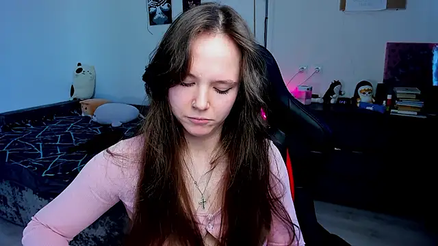 cute little ass online show from 03/27/26, 08:26