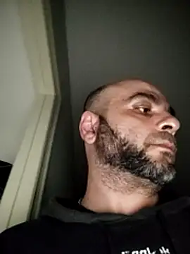 SmokedAlloy2 online show from 11/30/25, 03:43