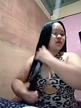 Snapshot of Jeel_2012 chatting on 11/01/25, 10:39 Jeel 2012 online show from 11/01/25, 10:39