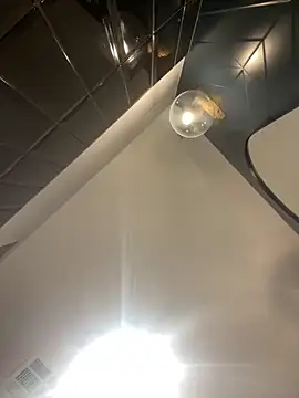 Snapshot of wetcock800 chatting on 10/18/25, 04:04 wetcock800 online show from 10/18/25, 04:04