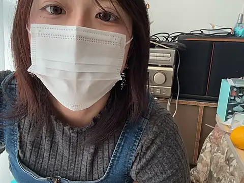 Snapshot of chaco_ chatting on 12/15/25, 05:44 chaco online show from 12/15/25, 05:44