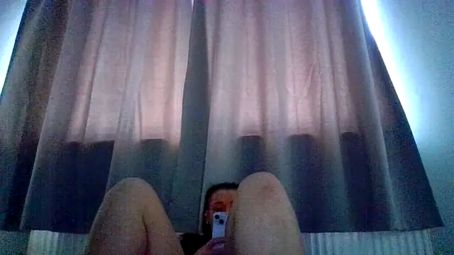 Snapshot of RUBY-ROSE-SWINGS chatting on 10/24/25, 03:41 RUBY-ROSE-SWINGS online show from 10/24/25, 03:41