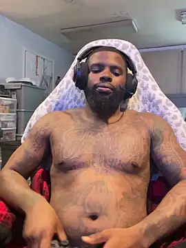 Snapshot of StandOnthatboy chatting on 03/21/26, 04:54 StandOnthatboy online show from 03/21/26, 04:54