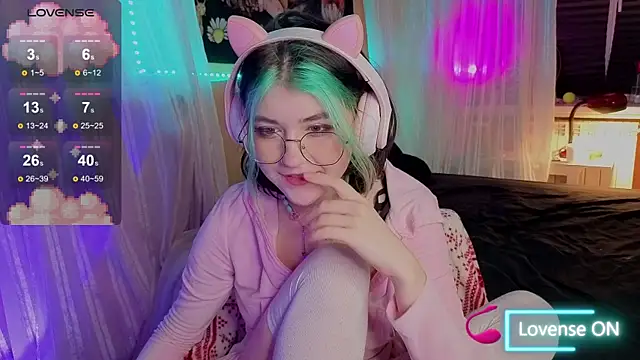 Miko Meow online show from 12/21/25, 04:52