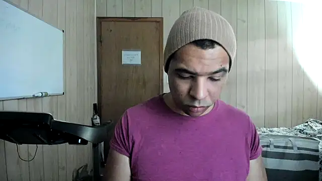 NaturalBeautyQueen online show from 09/29/25, 01:16