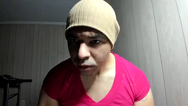 Snapshot of NaturalBeautyQueen chatting on 01/17/26, 11:04 NaturalBeautyQueen online show from 01/17/26, 11:04