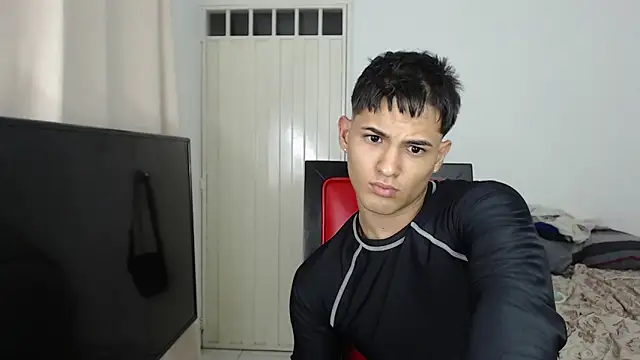 Alex mojica online show from 10/17/25, 06:05